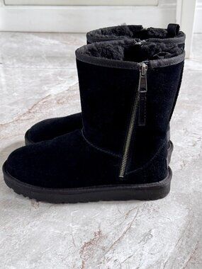 UGG Classic Zip Short Suede Black Boots - Women's
